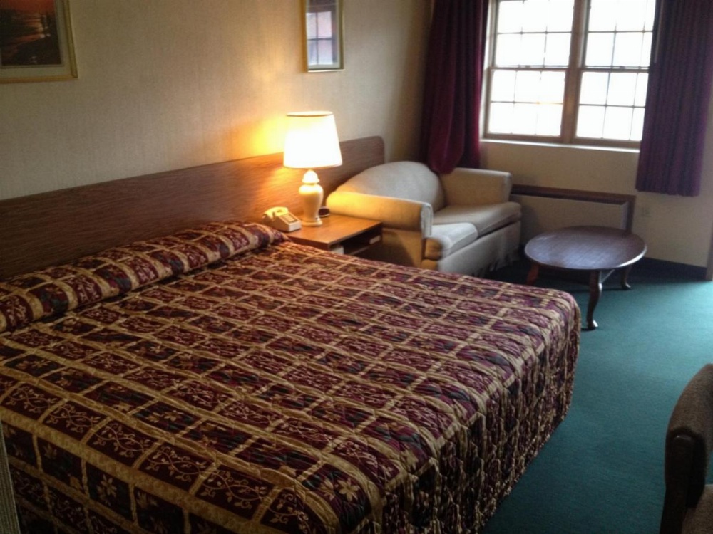 Room image 2