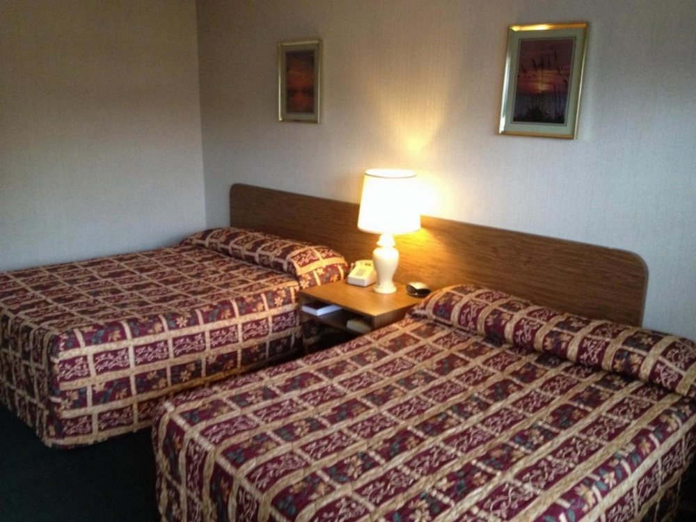 Room image 4